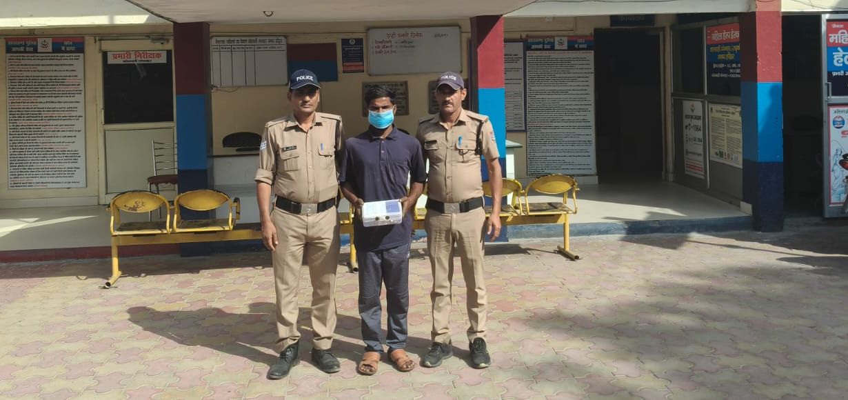 भगवान की मूर्तियां चोरी करने का आरोपी गिरफ्तार