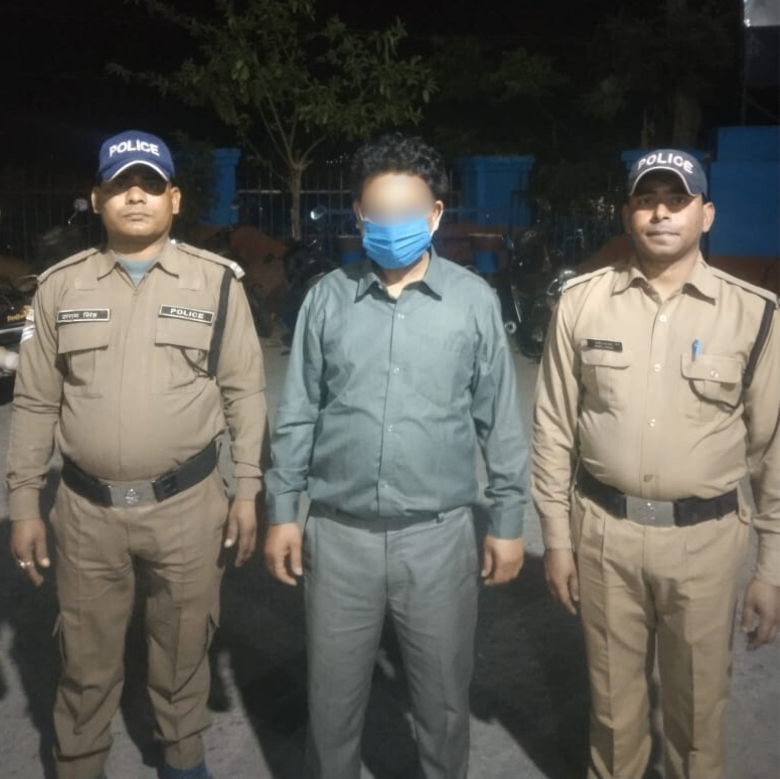 सबक: नाबालिग छात्रा से छेड़छाड़ करने का आरोपी शिक्षक पहुंचा सलाखों के पीछे