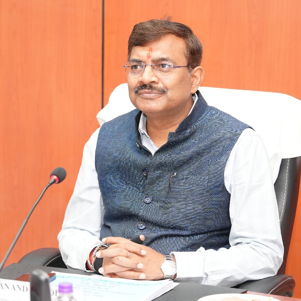 समीक्षा: मुख्य सचिव आनन्द बर्द्धन ने आपदा प्रबन्धन विभाग को दिए आवश्यक निर्देश