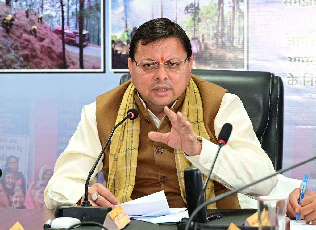 चारधाम यात्राः मुख्यमंत्री ने ट्रैफिक मैनेजमेंट पर की समीक्षा बैठक