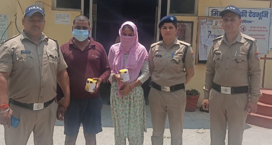 गलत कदम: भाई की जमानत कराने को बहन ने किया ऐसा काम, पहुंच गयी सलाखों के पीछे