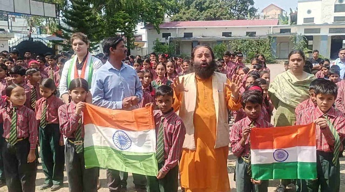 ऑपरेशन सिंदूर की सफलता से खुशी, सीएम धामी सहित लोगों   ने सेना को दी बधाई