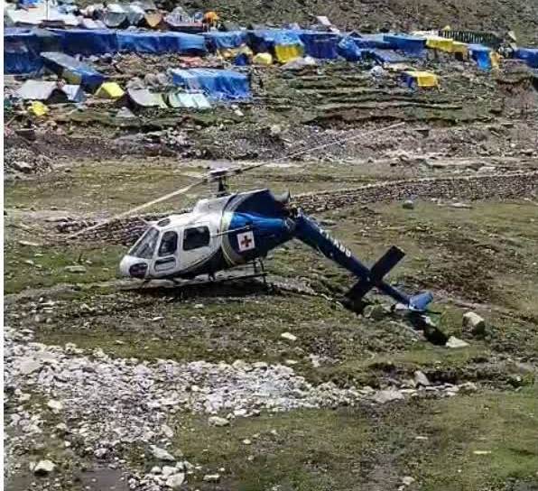 केदारनाथ में हेली एंबुलेंस की क्रैश लैंडिंग, पायलट सहित हॉस्पिटल स्टॉफ सुरक्षित