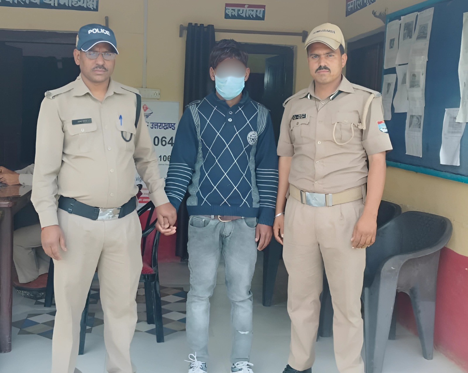 नाबालिग से छेड़छाड़ का आरोपी कलियुगी पिता गिरफ्तार