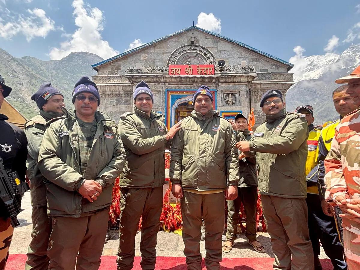 पदोन्नति: उपनिरीक्षक राजीव चौहान बने इंस्पेक्टर, वर्दी पर एसपी ने सजा तीसरा सितारा स्टार