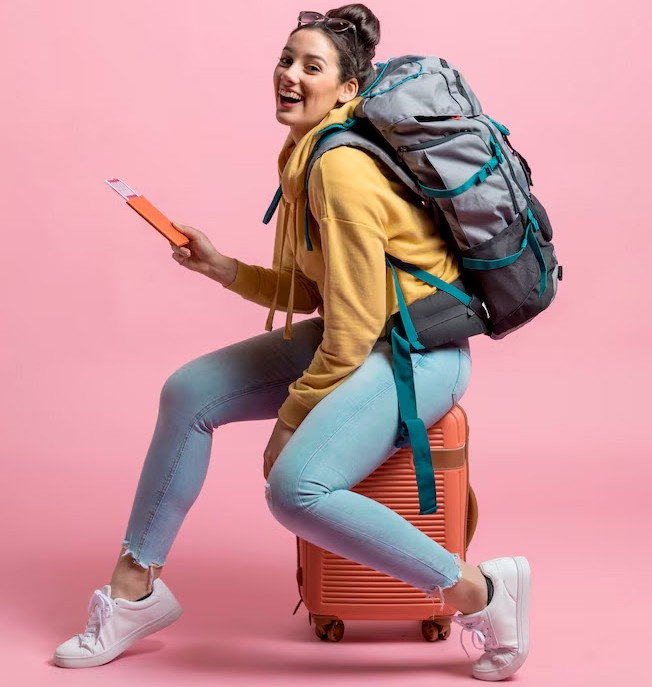 पहनावा: गर्मियों में घूमने जा रहे हैं? अपने ट्रेवल बैग में जरूर रखें ये 5 पोशाकें……