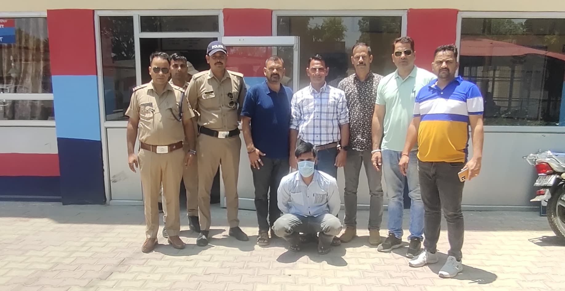 शिकंजा: 25 हजार का ईनामी हत्यारोपी गिरफ्तार, आरोपी पर पहले से ही दर्ज़ हैं वाहन चोरी के 3 मुकदमे