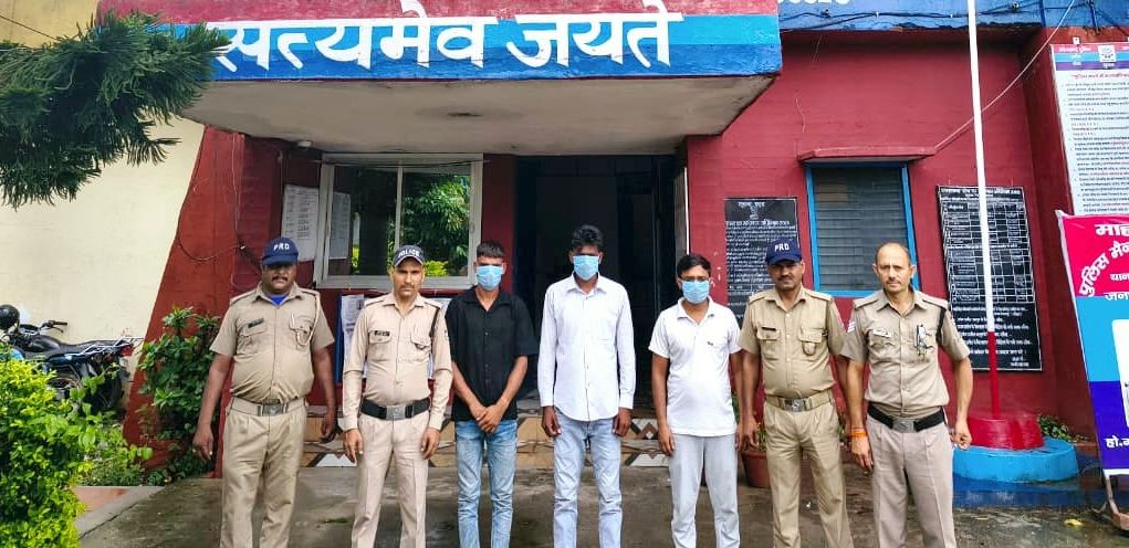 खुलासा: ई-रवन्ना में छेड़छाड़ कर राजस्व को  पहुंचा रहे थे क्षति,  तीन आरोपी गिरफ्तार