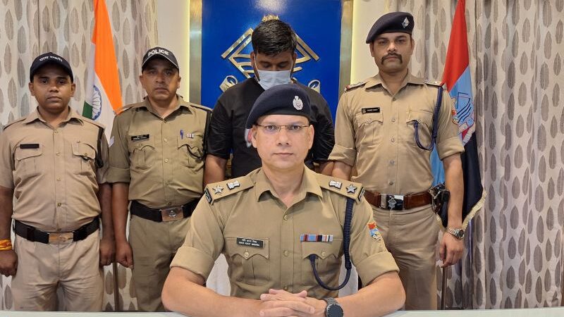 शिकंजा: साइबर धोखाधड़ी का मास्टरमाइंड शैलेंद्र उर्फ शेरू गिरफ्तार