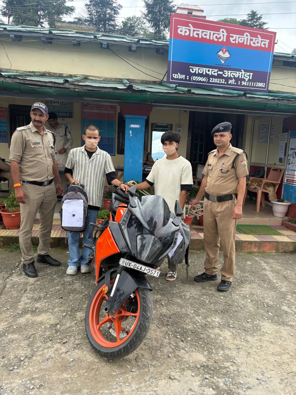 सफलता: चेकिंग अभियान में पुलिस के हत्थे चढ़े दो तस्कर, 2.87 लाख रुपए की चरस बरामद