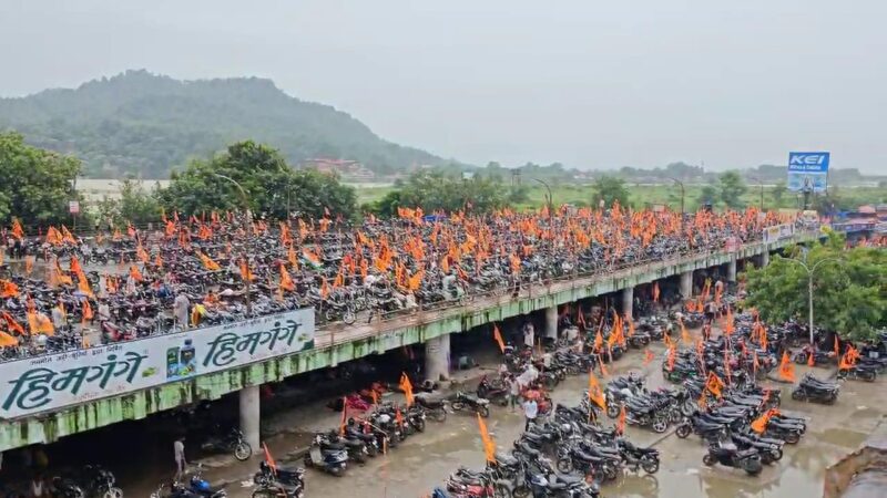 आस्था कुंभ: डाक कांवड़ियों के कारण लक्सर और देहरादून हाईवे पर लगा लंबा जाम    