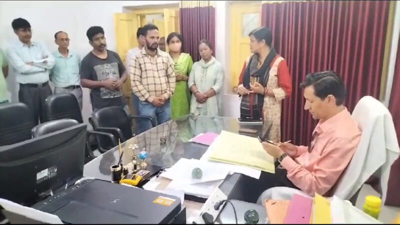 दुस्साहस: भू-माफिया ने बेच डाली सड़क,14 साल बाद कमिश्नर दीपक रावत की जनसुनवाई में हुआ खुलासा