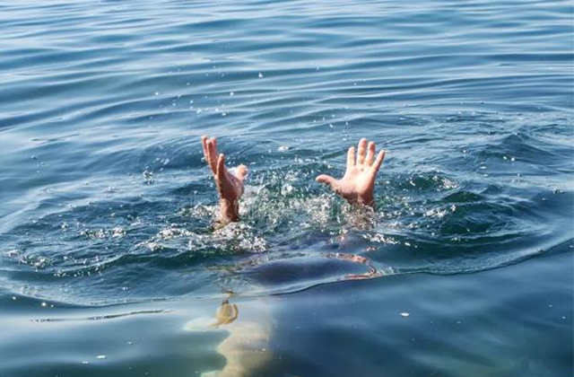 अलकनंदा नदी में कूदी बुजुर्ग महिला, तलाश जारी