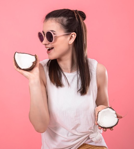 खान-पान: डाइट में शामिल करें नारियल, इसे खाने से मिल सकते हैं कई लाभ