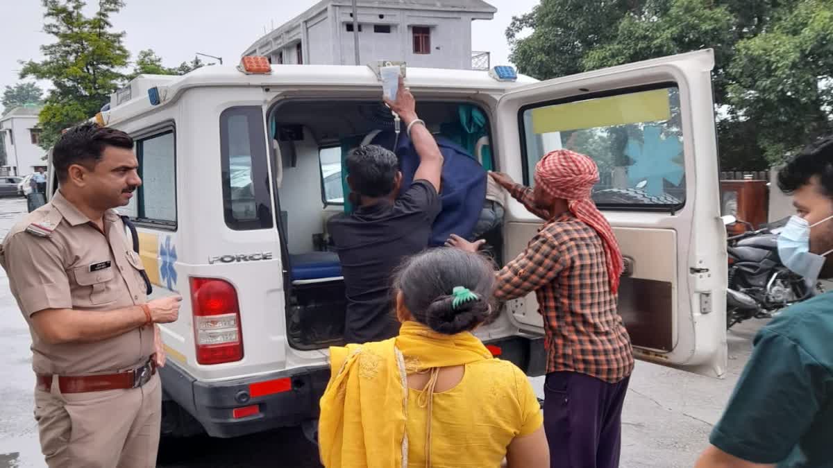 दहशत: शौच के लिए जा रहे युवक पर गुलदार का हमला, हालत गंभीर