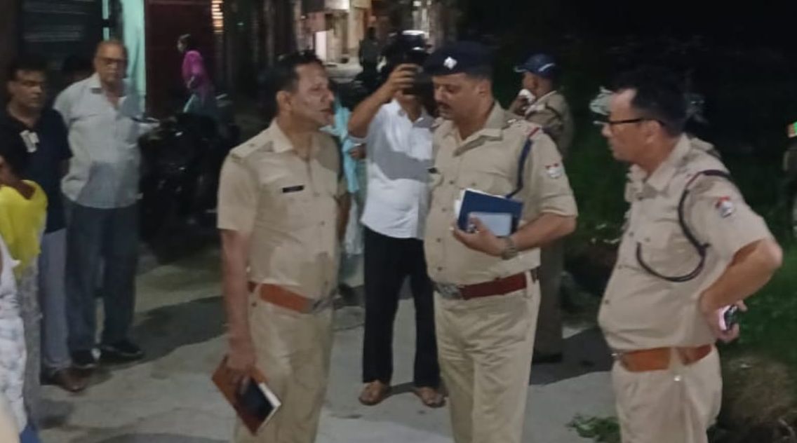 क्रोध: मामूली विवाद में पड़ोसी ने कर डाला पड़ोसी का कत्ल,आरोपी फरार