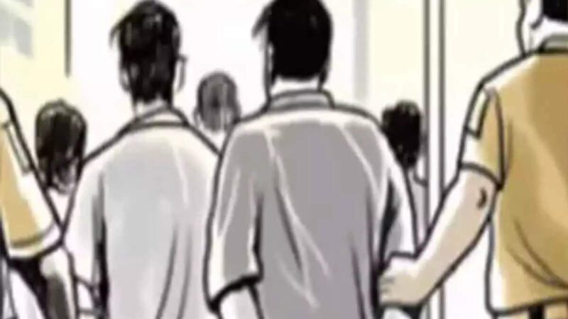 शिकंजा: दो नशा तस्करों को स्मैक और चरस के साथ पुलिस ने किया गिरफ्तार