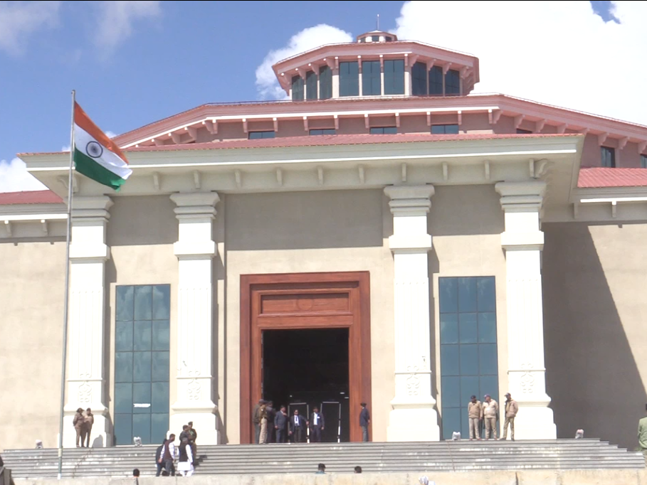 विधानसभा सत्र: दो दिन की पिकनिक,  करोड़ों का खर्चा, चर्चा को निगल गई स्पीकर की जिद