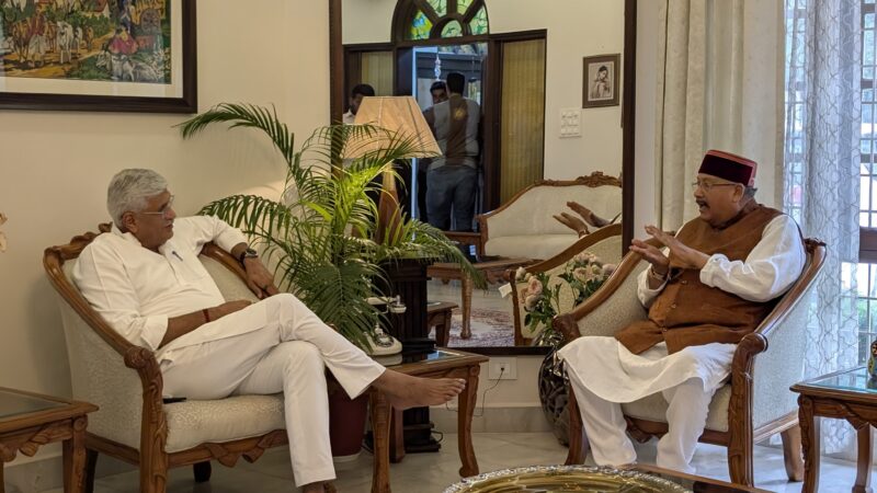 भेंट: केंद्रीय मंत्री से मिले कैबिनेट मंत्री महाराज, पर्यटन सेक्टर में ढांचागत विकास में मांगा सहयोग