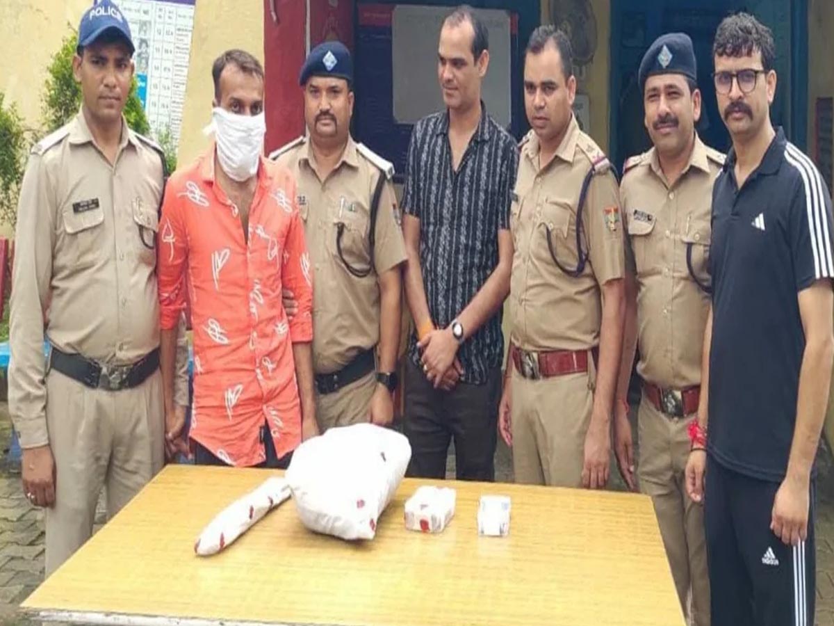 शर्मनाक: बेटा ही निकाला माँ का कातिल, घर में जली अवस्था में मृत मिली वृद्धा की हत्या का खुलासा