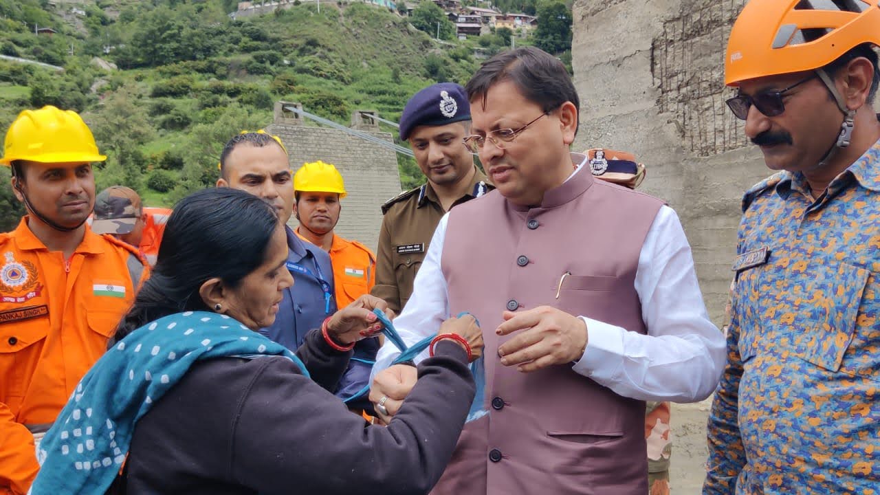 संवेदनशीलता: राखी, राहत और रिश्ता; आपदा के बीच मानवीय संवेदनाओं का मार्मिक दृश्य