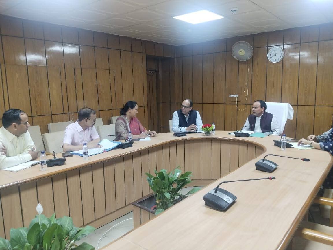 सख़्त तेवर: एससीईआरटी नियमावली में देरी पर शिक्षा मंत्री डॉ धन सिंह रावत नाराज