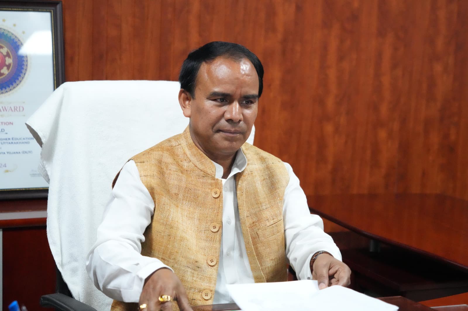 एक्शन : कैबिनेट मंत्री डॉ धन सिंह रावत ने वन विभाग को दिये भालू को आदमखोर घोषित करने के निर्देश,ग्रामीणों को शीघ्र मिलेगी निजात