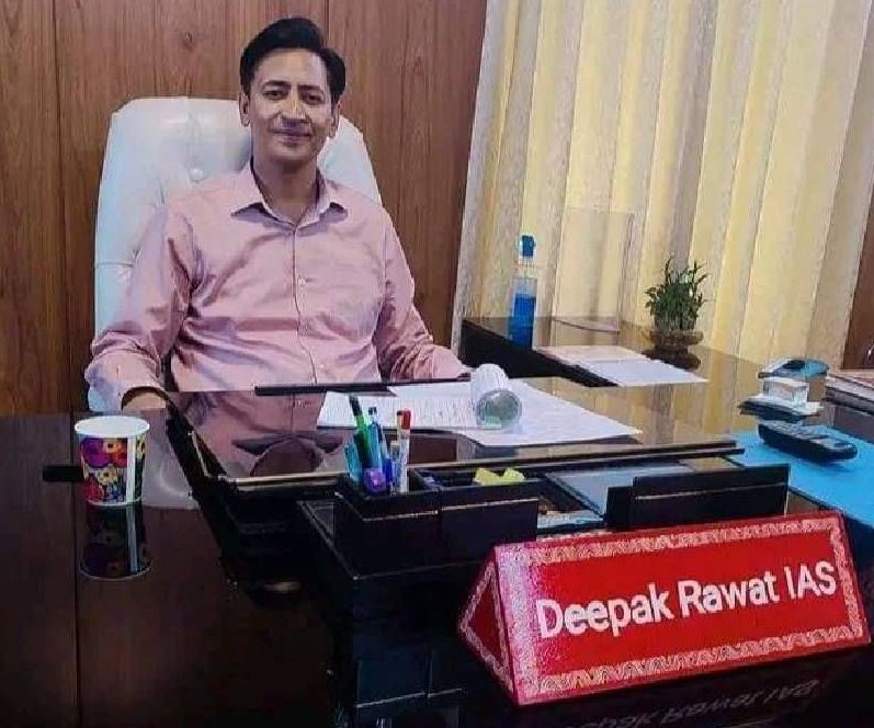 हालात: कुमाऊं में भारी बारिश और भूस्खलन से 71 सड़कें बंद, कमिश्नर दीपक रावत ने दिया ब्यौरा