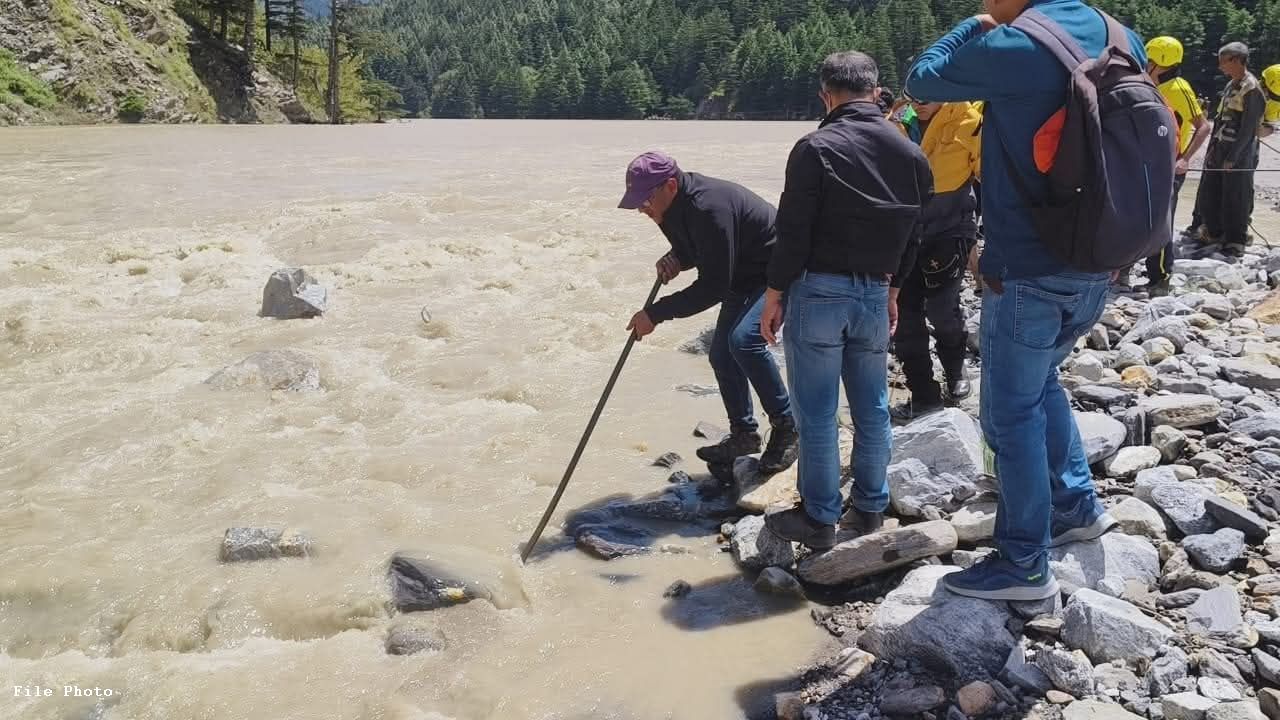 उम्मीद: हर्षिल झील को पंक्चर करने में मिली बड़ी कामयाबी, घटने लगा जलस्तर