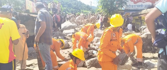 थराली आपदा: युद्धस्तर पर जारी है राहत एवं बचाव अभियान, मुख्यमंत्री के निर्देश पर डटी टीमें
