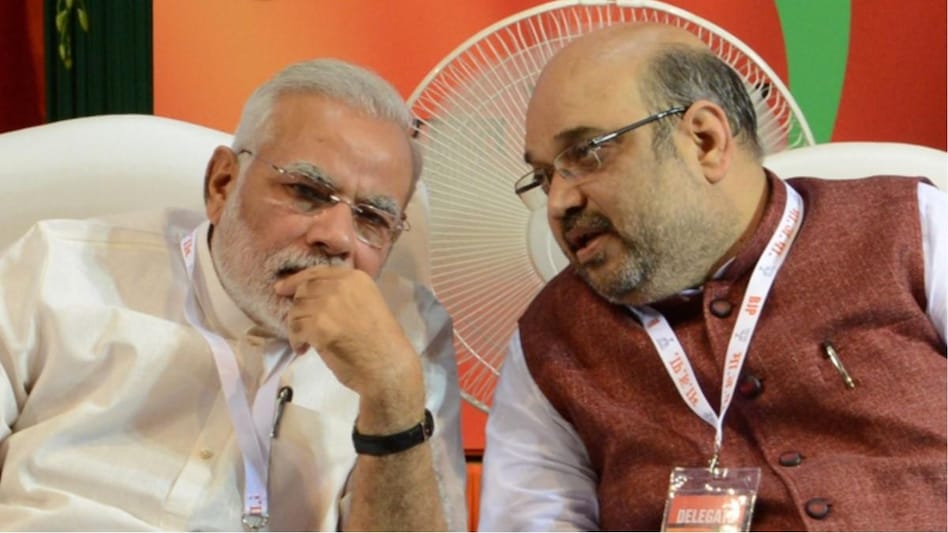 पड़ताल: क्या ये सब सोशल मीडिया और सियासी मक्खियों की कयासी भिनभिनाहट है ?