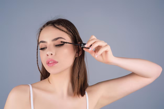 श्रृंगार: आईलैश एक्सटेंशन बनवाने के बाद इन 5 बातों का रखें खास ध्यान, नहीं होंगी खराब