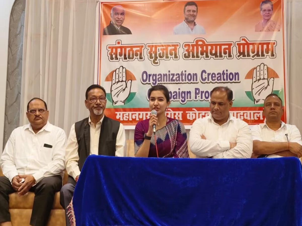 प्रयास: उत्तराखंड पहुंची कांग्रेस की केंद्रीय पर्यवेक्षक सोफिया फिरदौस, संगठन को मजबूत बनाने पर दिया जोर 