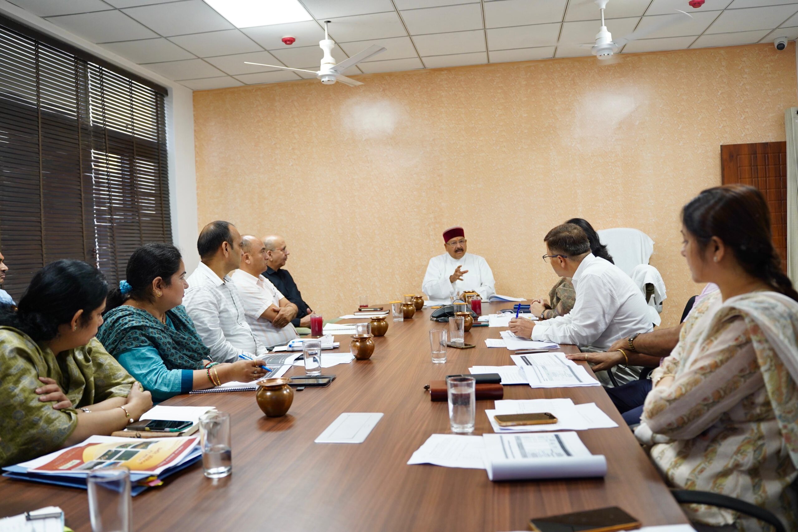 समीक्षा:पंचायतों को 29 विषयों के हस्तांतरण की प्रक्रिया होगी शीघ्र प्रारंभ, मंत्री सतपाल महाराज ने दिए निर्देश