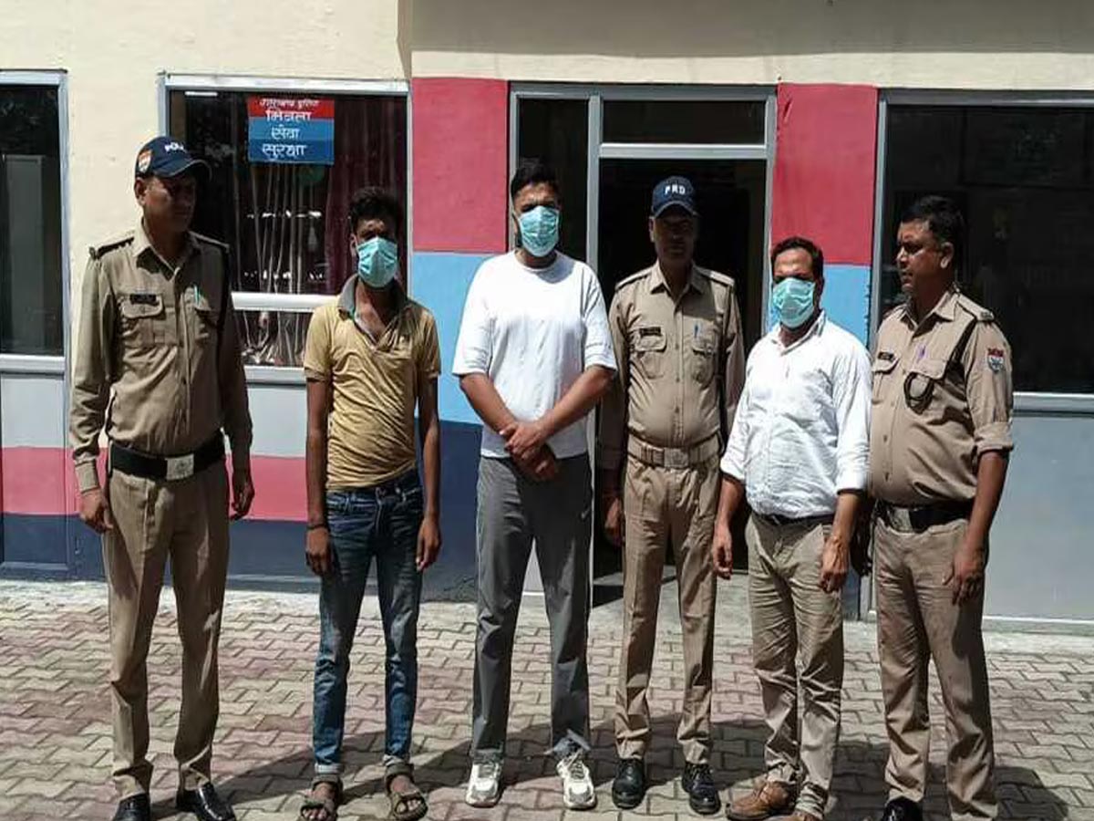 शिकंजा:  राशन की आड़ में  कर रहे थे पशुओं की तस्करी, पुलिस ने तीन किए गिरफ्तार  