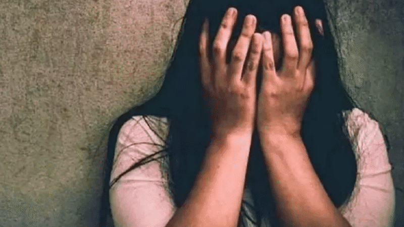 पति ने मारपीट कर पत्नी को घर से निकाला