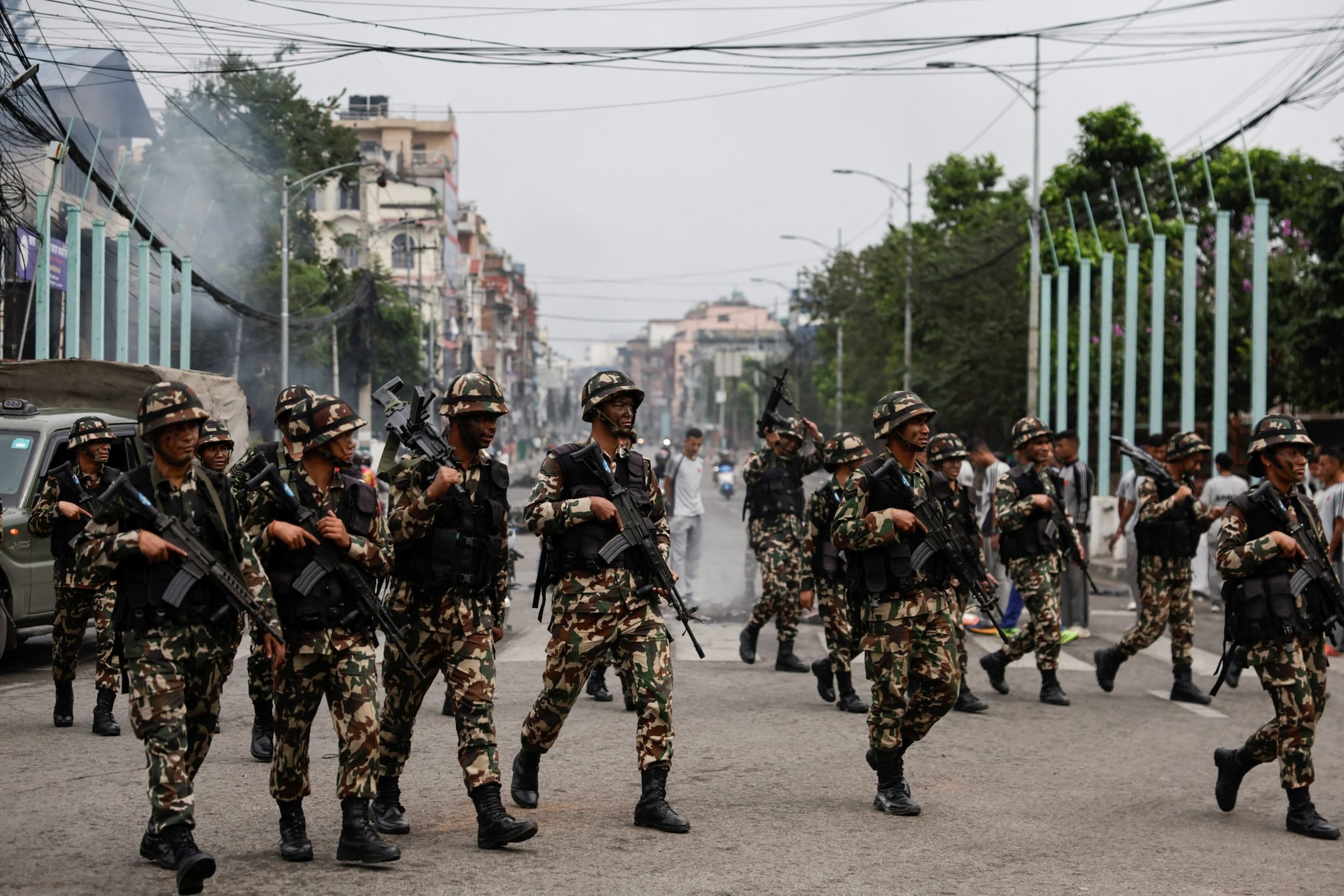 नेपाल हिंसा: सेना ने बढ़ाया कर्फ्यू, अंतरिम सरकार के गठन का प्रयास तेज; बढ़ सकती है महंगाई