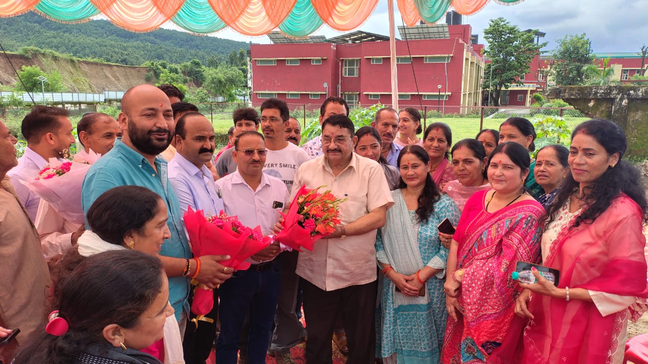 राज-काज: विधायक काऊ ने किया 4 करोड़ की लागत से बनने वाले पुल का शुभारंभ