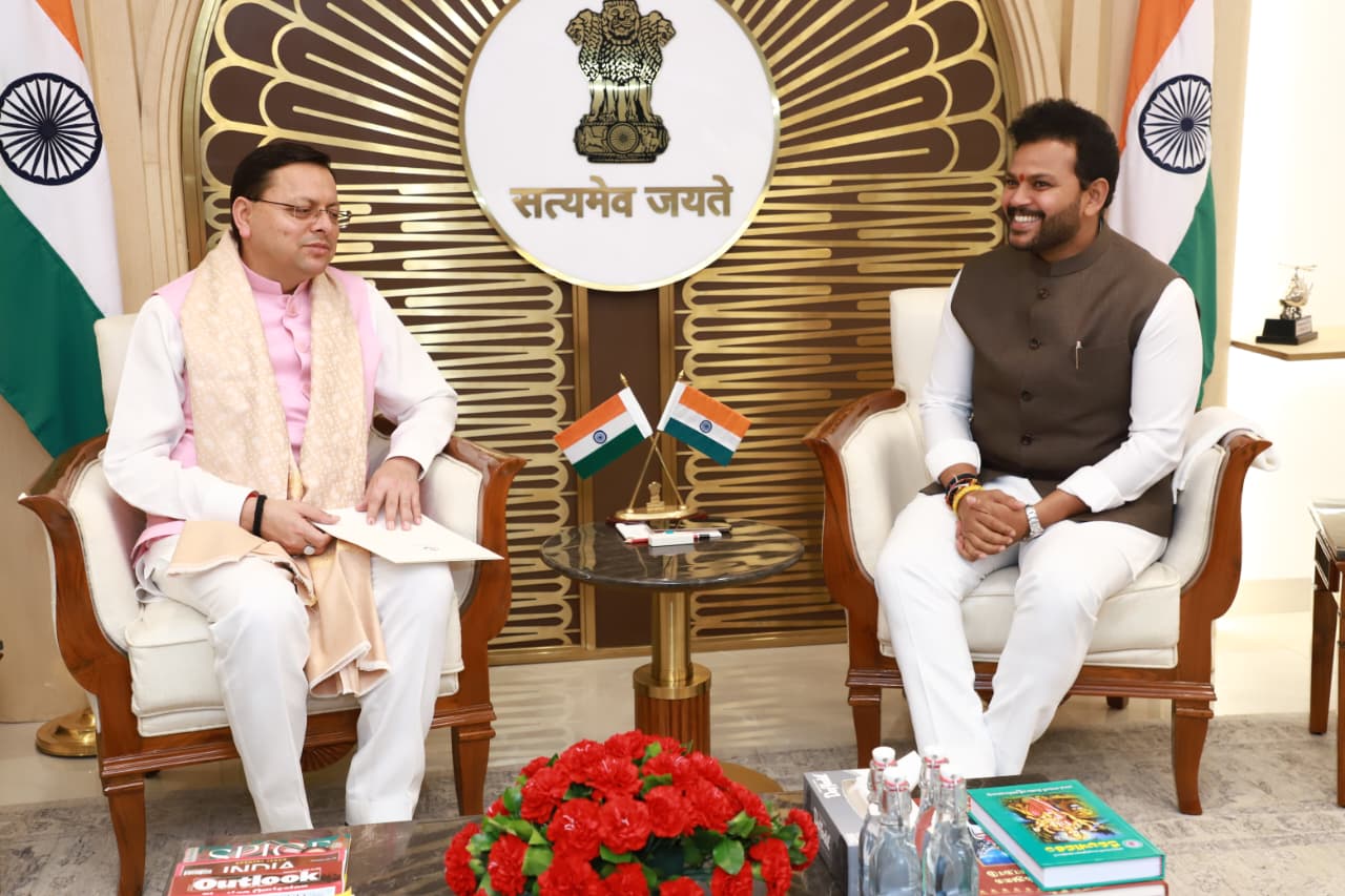 राज-काज: सीएम ने केंद्रीय नागरिक उड्डयन मंत्री से उत्तराखंड में हवाई सेवाओं के विस्तार पर की चर्चा