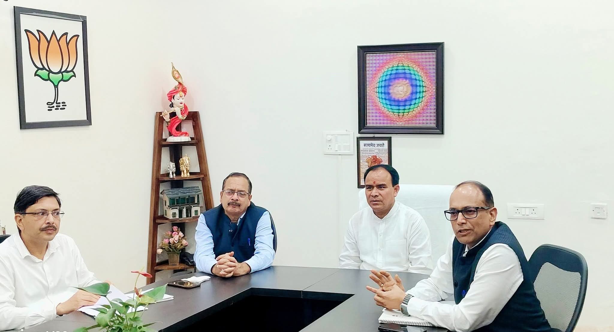 राज-काज: शिक्षकों के स्थानांतरण व वरिष्ठता को लेकर करेंगे स्पेशल अपील -डाॅ. धन सिंह रावत