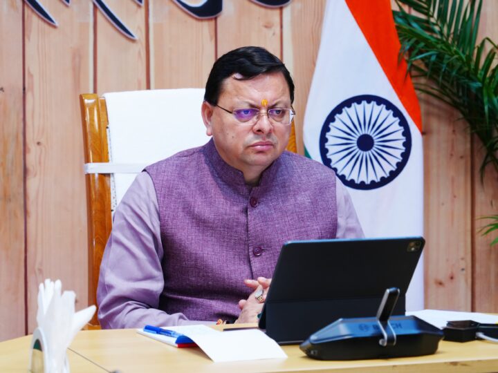 राज-काज: सीएम धामी ने विभिन्न जनपदों के विकास एवं सुरक्षा कार्यों  हेतु स्वीकृत कीं  2838.45 लाख रुपये से अधिक की योजनाएं