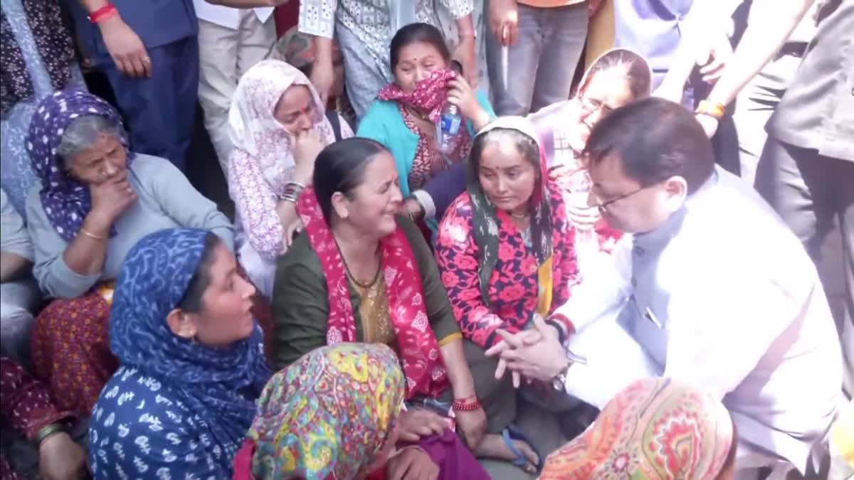 रूबरू: चमोली पहुंचे सीएम धामी, आपदा प्रभावित क्षेत्रों का किया निरीक्षण,लोगों से की मुलाकात