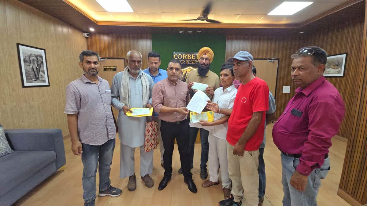 असंतोष: भेदभाव का लगाया आरोप, कॉर्बेट टाइगर रिजर्व की ईडीसी समितियों ने लौटाए चेक