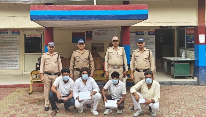 शिकंजा: कोर्ट परिसर में हत्या करने के मकसद से आए चार लोग गिरफ्तार,एक फरार