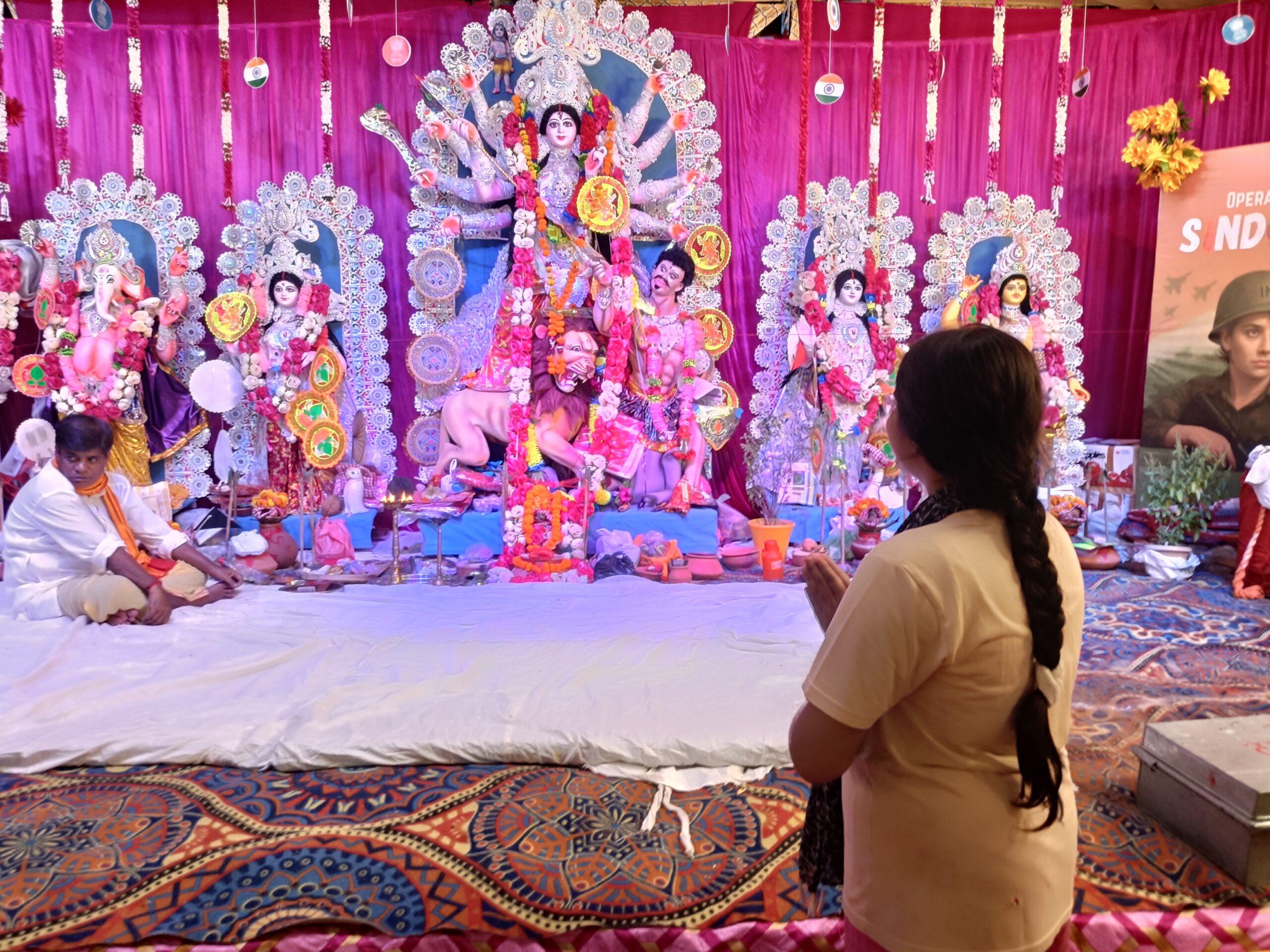 शारदीय नवरात्रों पर उत्तराखण्ड के तराई क्षेत्रों में दुर्गा पूजा की धूम