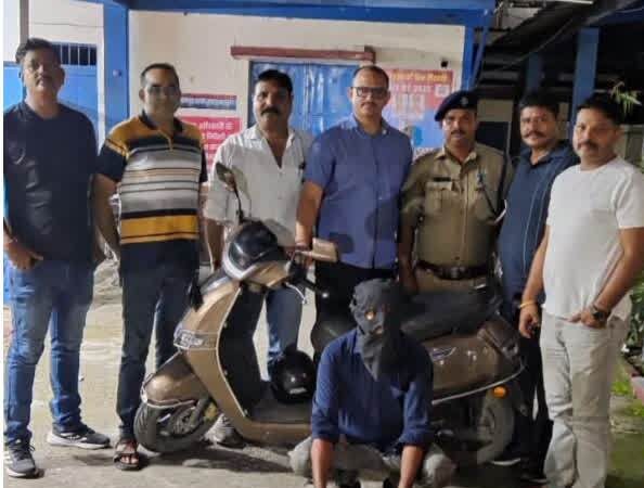कामयाबी: एसटीएफ ने ड्रग पैडलर को किया गिरफ्तार, लाखों की स्मैक बरामद