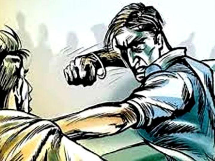 दबंगई: ग्राम प्रधान से दस हजार लूटने के साथ ही मांगी एक लाख रुपए की रंगदारी