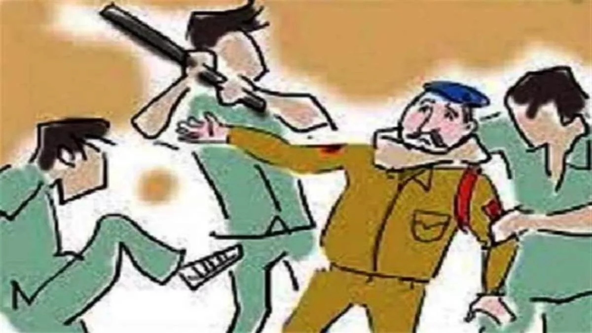 दुस्साहस: शिकायत पर पहुंचे पुलिसकर्मियों के साथ कर दी मारपीट,  2 महिलाओं समेत 4 पर मुकदमा दर्ज़ 