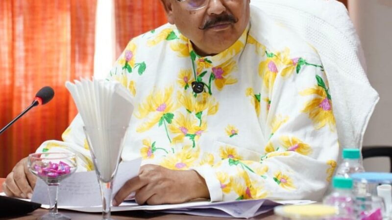 आतंक: कैबिनेट मंत्री सतपाल महाराज ने गुलदार को पकड़ने के लिए पिंजरे लगाने के दिये निर्देश  