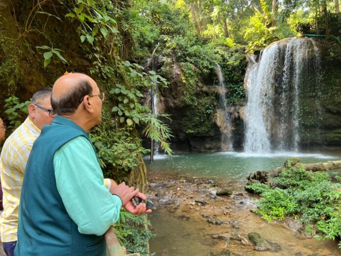 वन मंत्री ने किया ‘कॉर्बेट फॉल’ को जनमानस को समर्पित